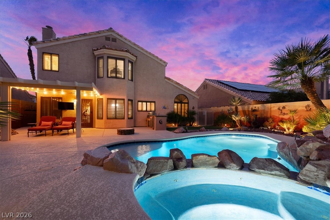 2212 Sapphire Valley Street Las Vegas NV 89128