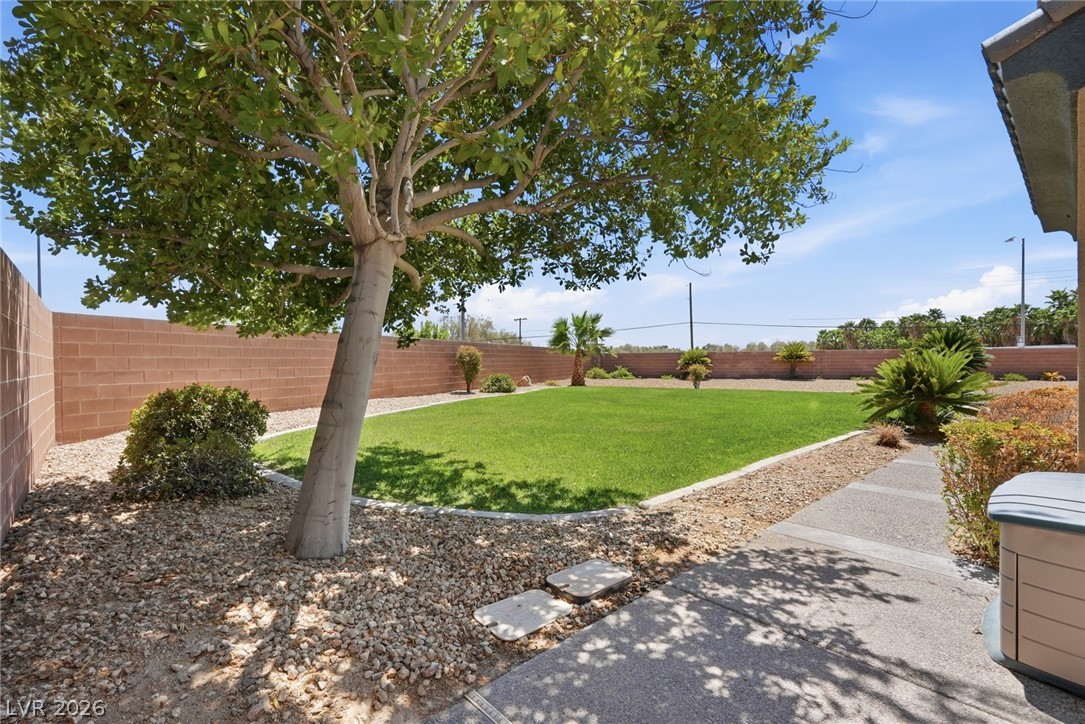 6883 May Basket Avenue Las Vegas NV 89131