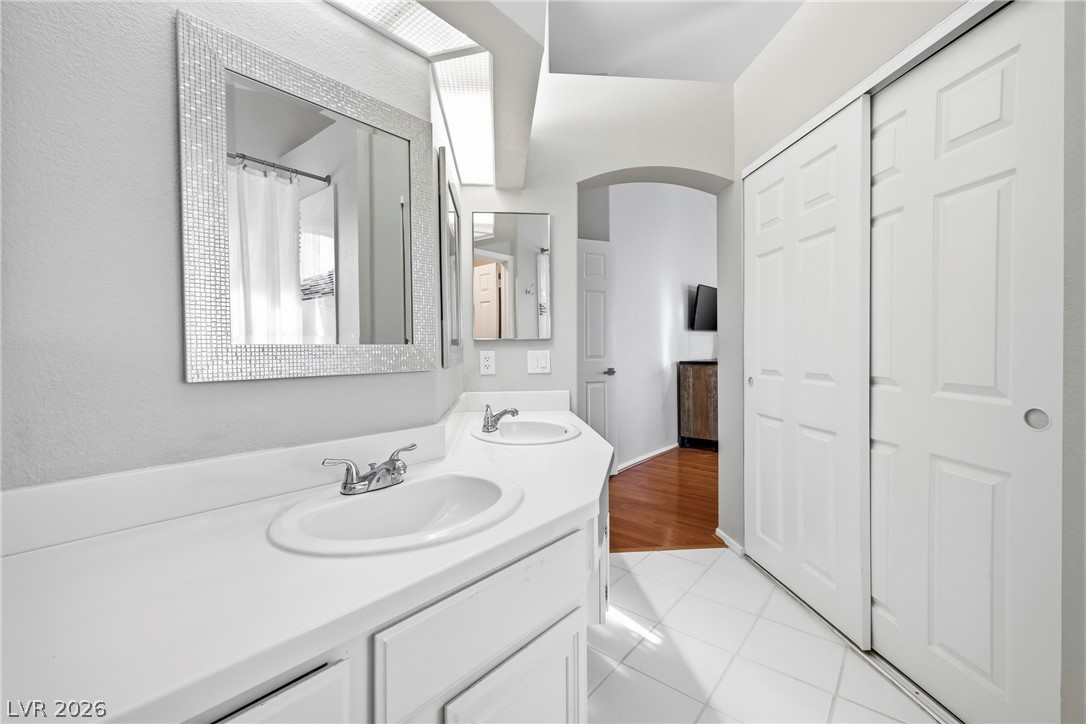 5112 Appealing Court Las Vegas NV 89130