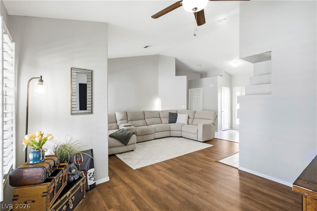 5112 Appealing Court Las Vegas NV 89130