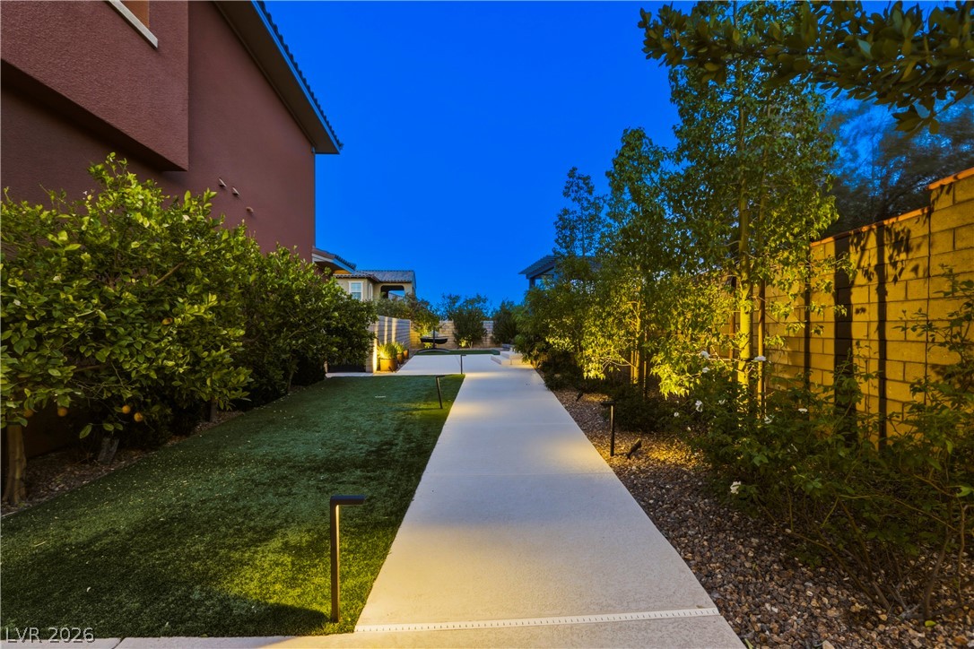 497 Paso De Montana Street Las Vegas NV 89138