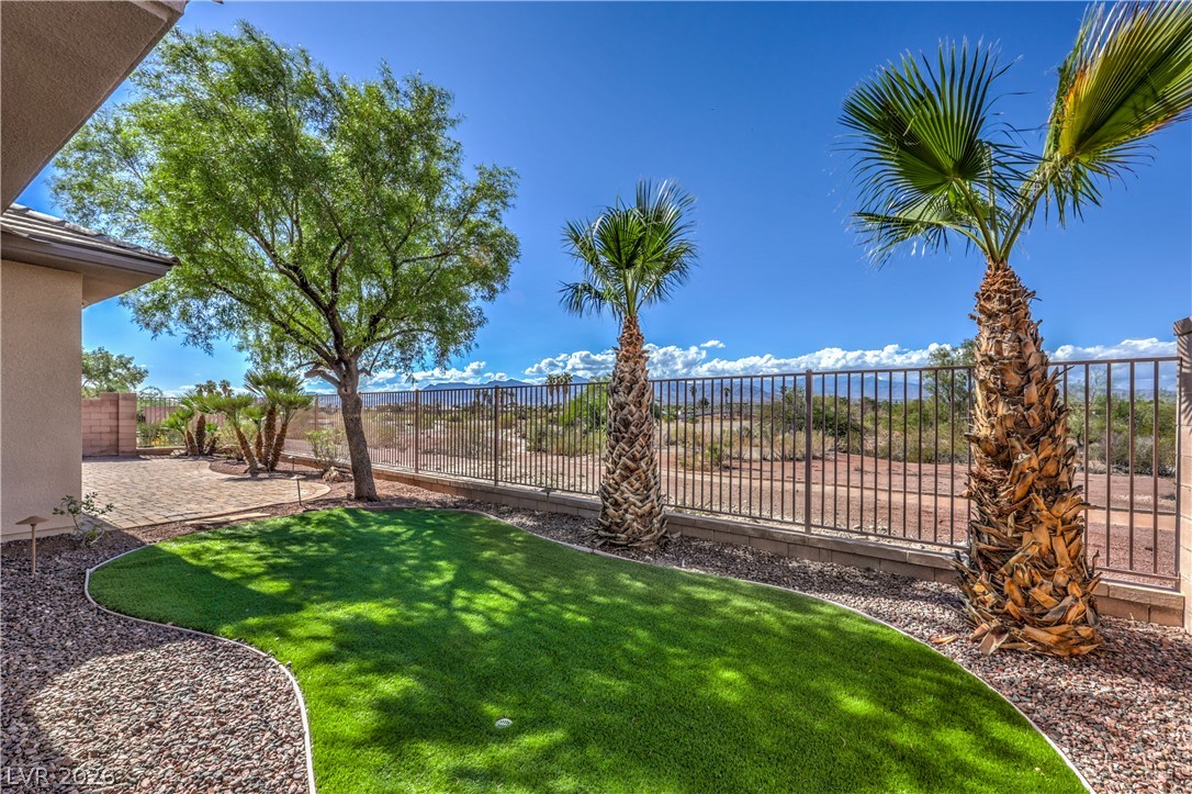 8655 Killians Greens Drive Las Vegas NV 89131