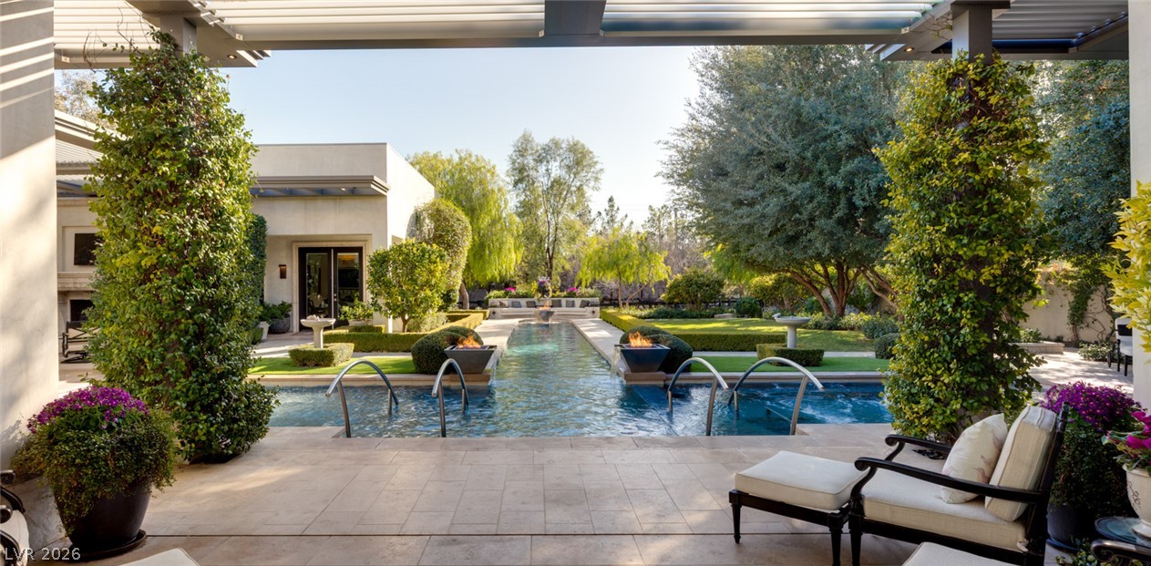 2323 Pinto Lane Las Vegas NV 89107