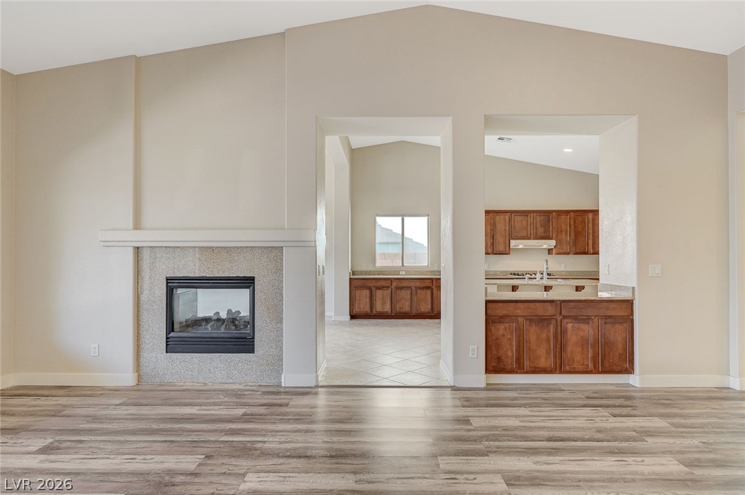 8112 Chestnut Hollow Avenue Las Vegas NV 89131