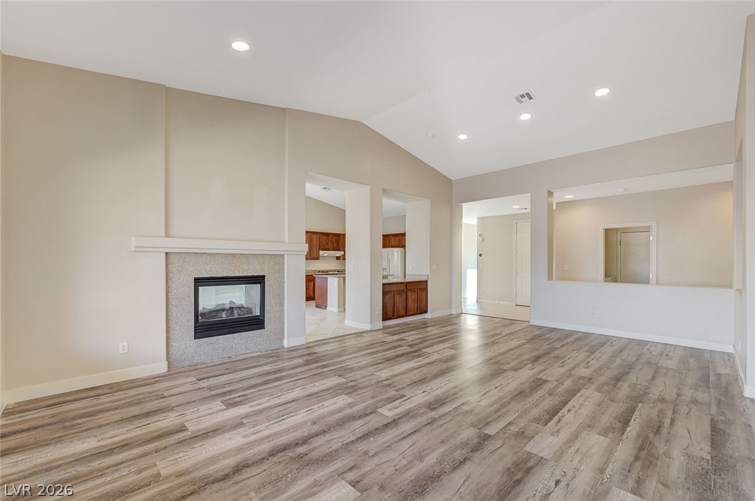 8112 Chestnut Hollow Avenue Las Vegas NV 89131