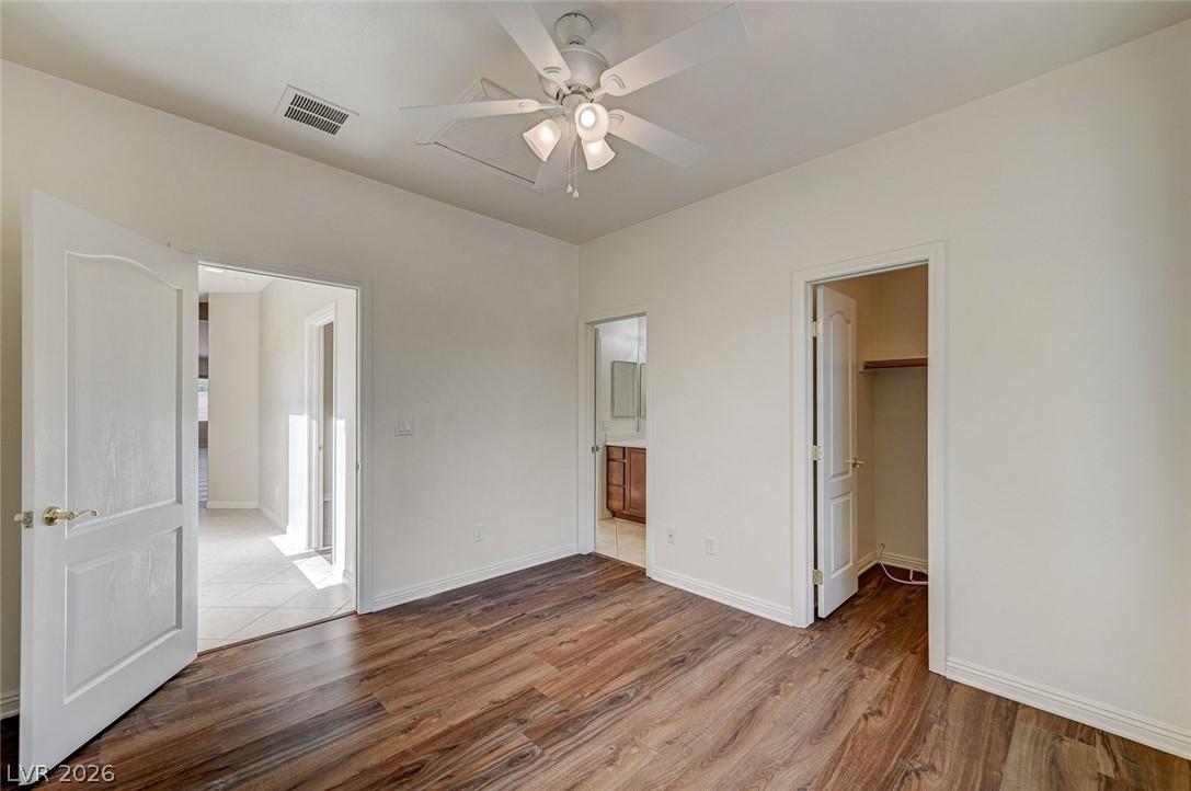 8112 Chestnut Hollow Avenue Las Vegas NV 89131