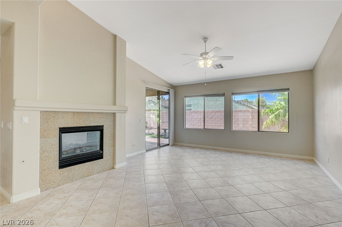 8112 Chestnut Hollow Avenue Las Vegas NV 89131