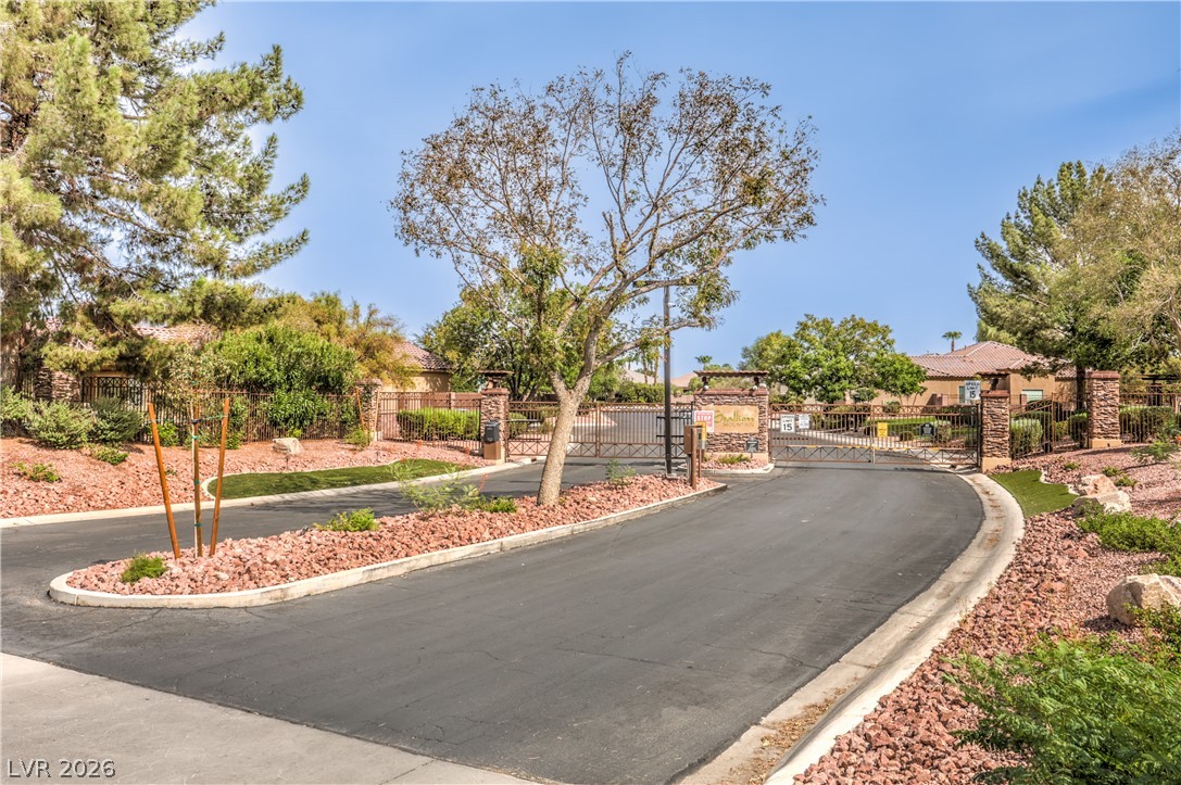 5521 Little Lake Avenue Las Vegas NV 89122