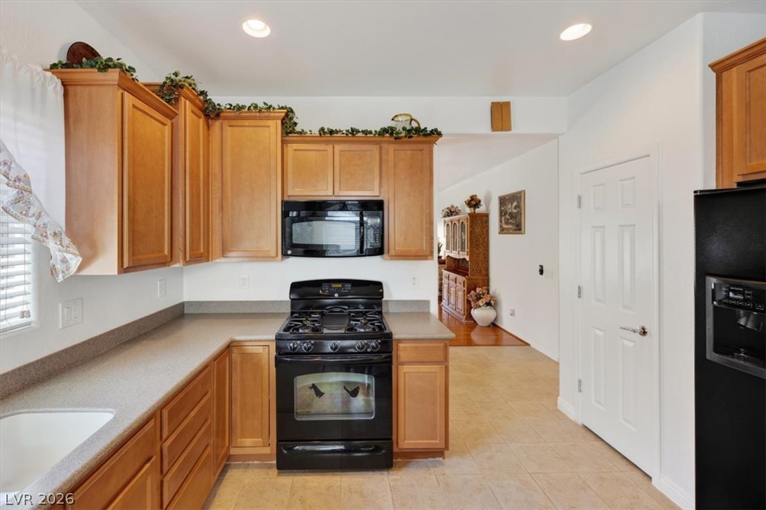6044 Tokara Avenue Las Vegas NV 89122