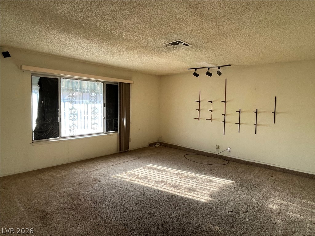 5632 Latigo Street Las Vegas NV 89119