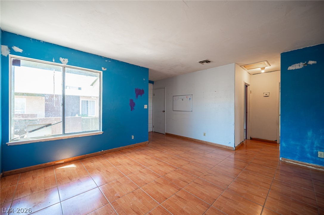 209 East Van Wagenen Street Henderson NV 89015