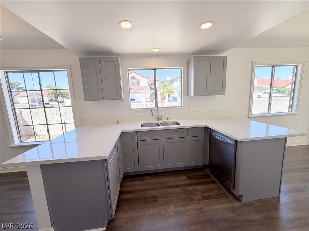 6212 Warm River Road Las Vegas NV 89108