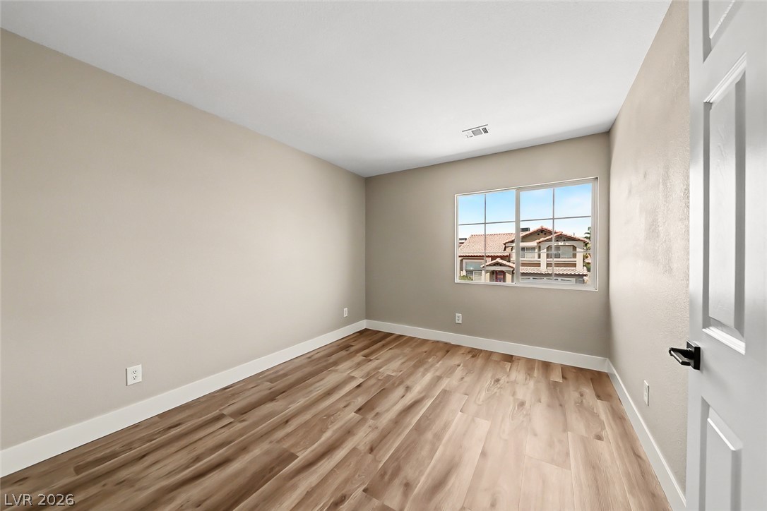 8753 Harvest Valley Avenue Las Vegas NV 89129