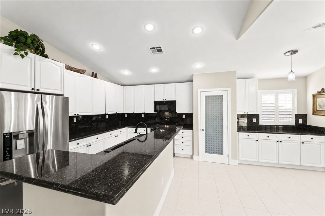 7364 South Brushwood Peak Avenue Las Vegas NV 89113