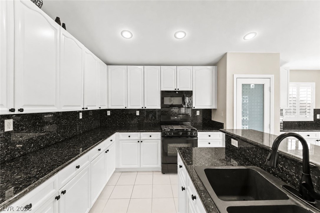 7364 South Brushwood Peak Avenue Las Vegas NV 89113