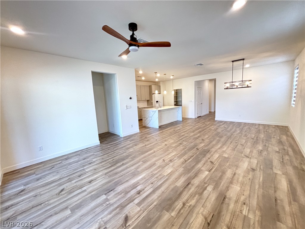 8948 Marigold Creek Street Las Vegas NV 89113