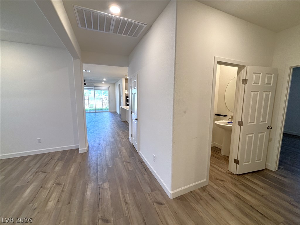 8948 Marigold Creek Street Las Vegas NV 89113