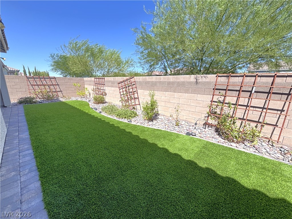 8948 Marigold Creek Street Las Vegas NV 89113