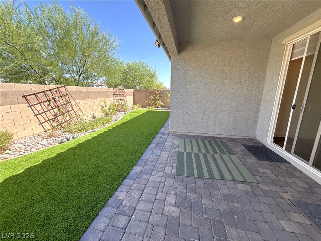 8948 Marigold Creek Street Las Vegas NV 89113