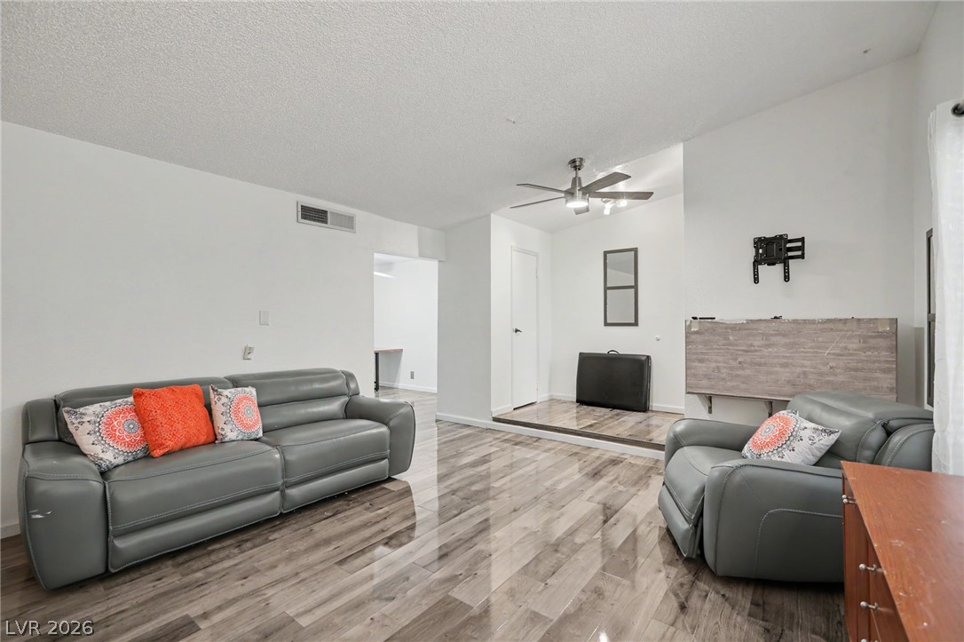 3753 Fairlawn Avenue Las Vegas NV 89121