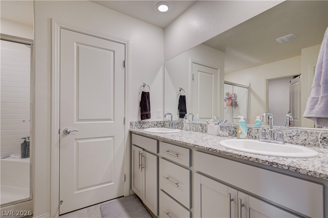 7617 Moore Creek Lane North Las Vegas NV 89084