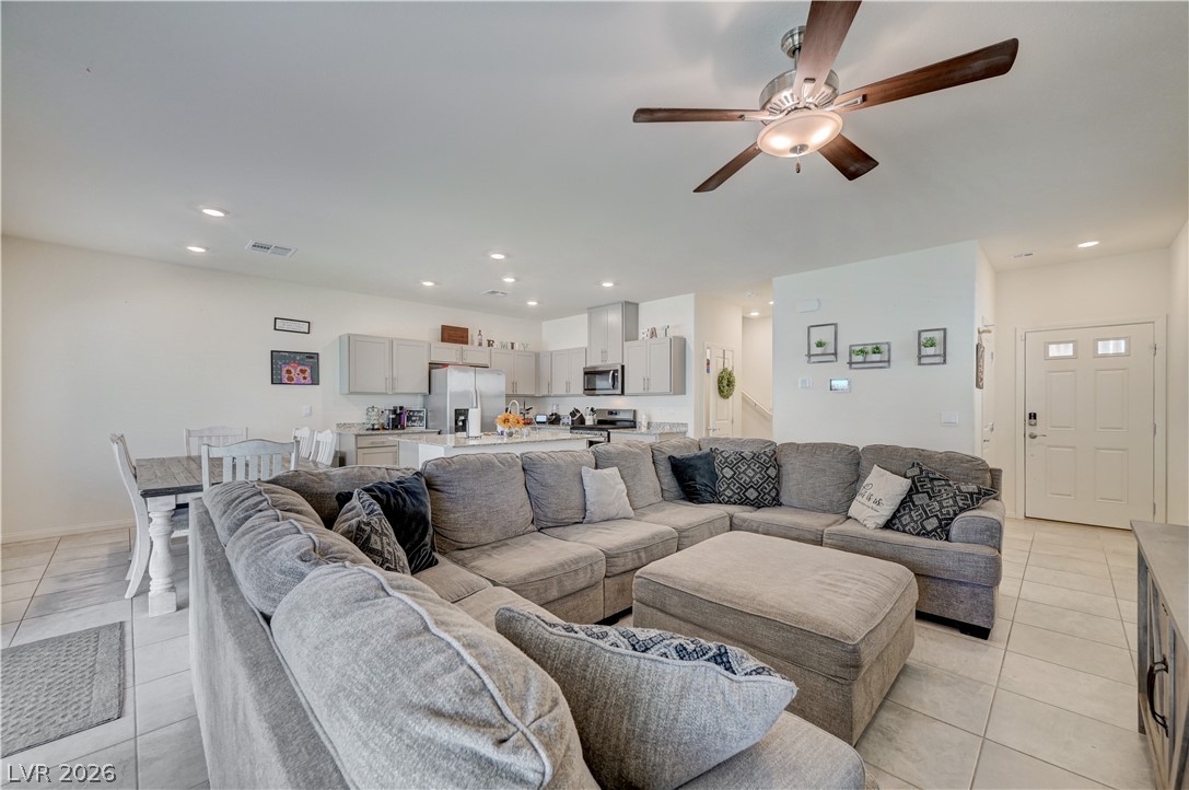 7617 Moore Creek Lane North Las Vegas NV 89084