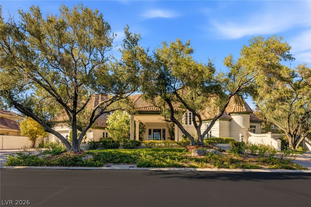 14 Innisbrook Avenue Las Vegas NV 89113