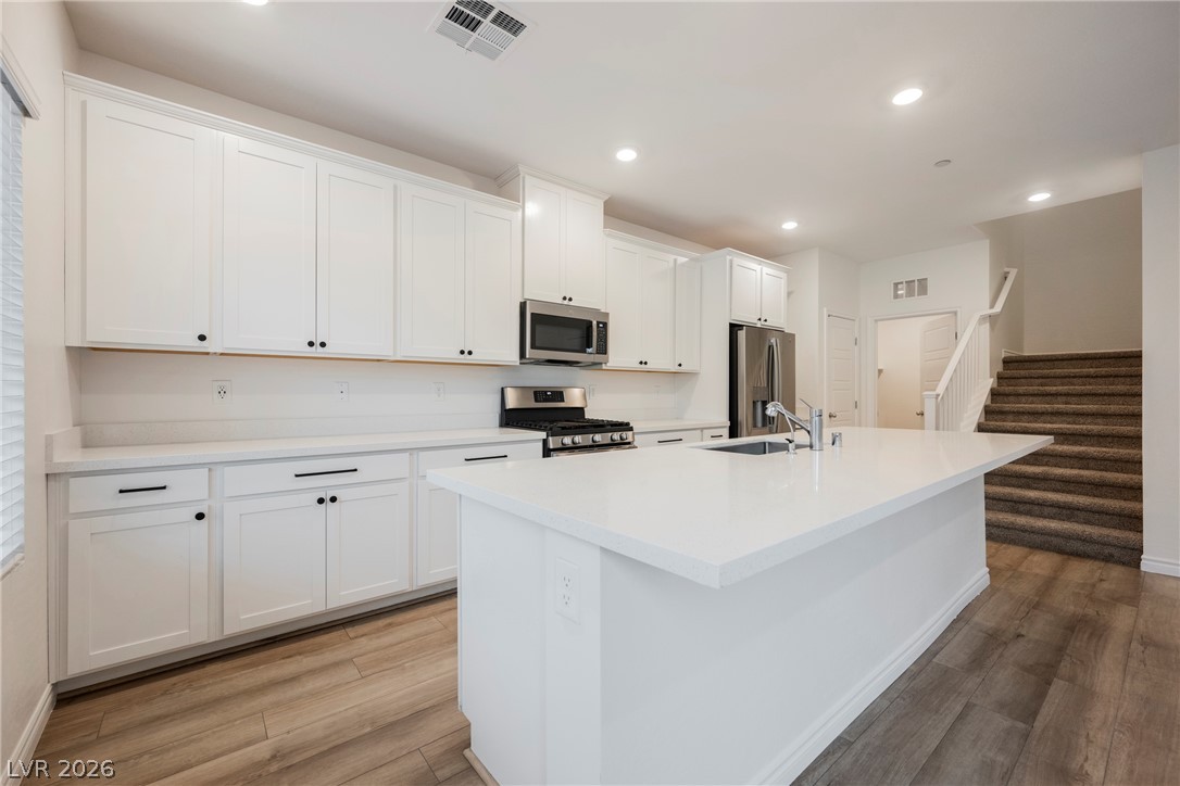 275 Callen Falls Avenue 2113 Henderson NV 89011