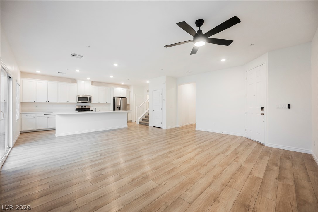 275 Callen Falls Avenue 2113 Henderson NV 89011