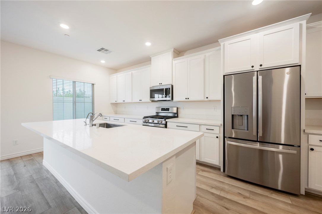 275 Callen Falls Avenue 2113 Henderson NV 89011