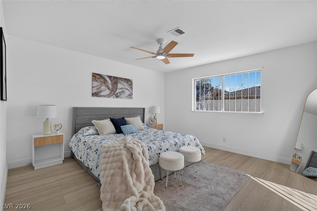 3939 Meadowglen Drive Las Vegas NV 89121