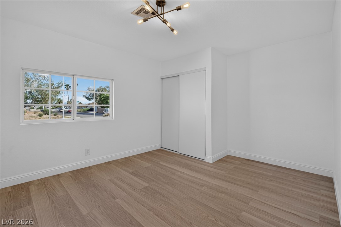 3939 Meadowglen Drive Las Vegas NV 89121