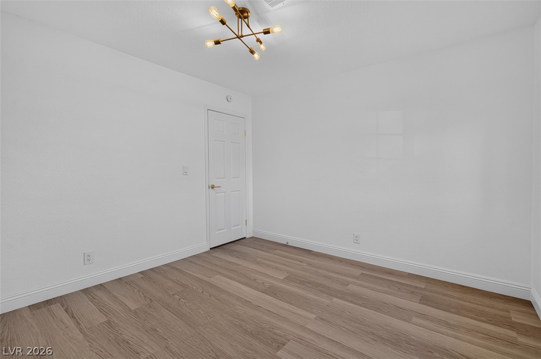 3939 Meadowglen Drive Las Vegas NV 89121