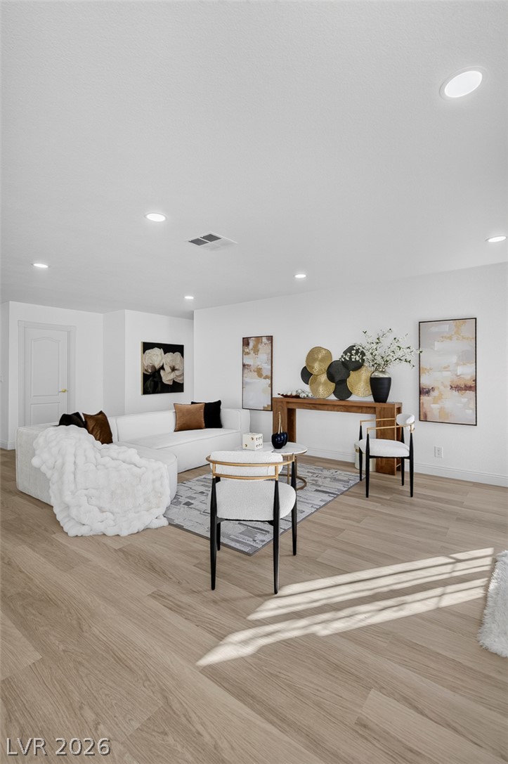 3939 Meadowglen Drive Las Vegas NV 89121