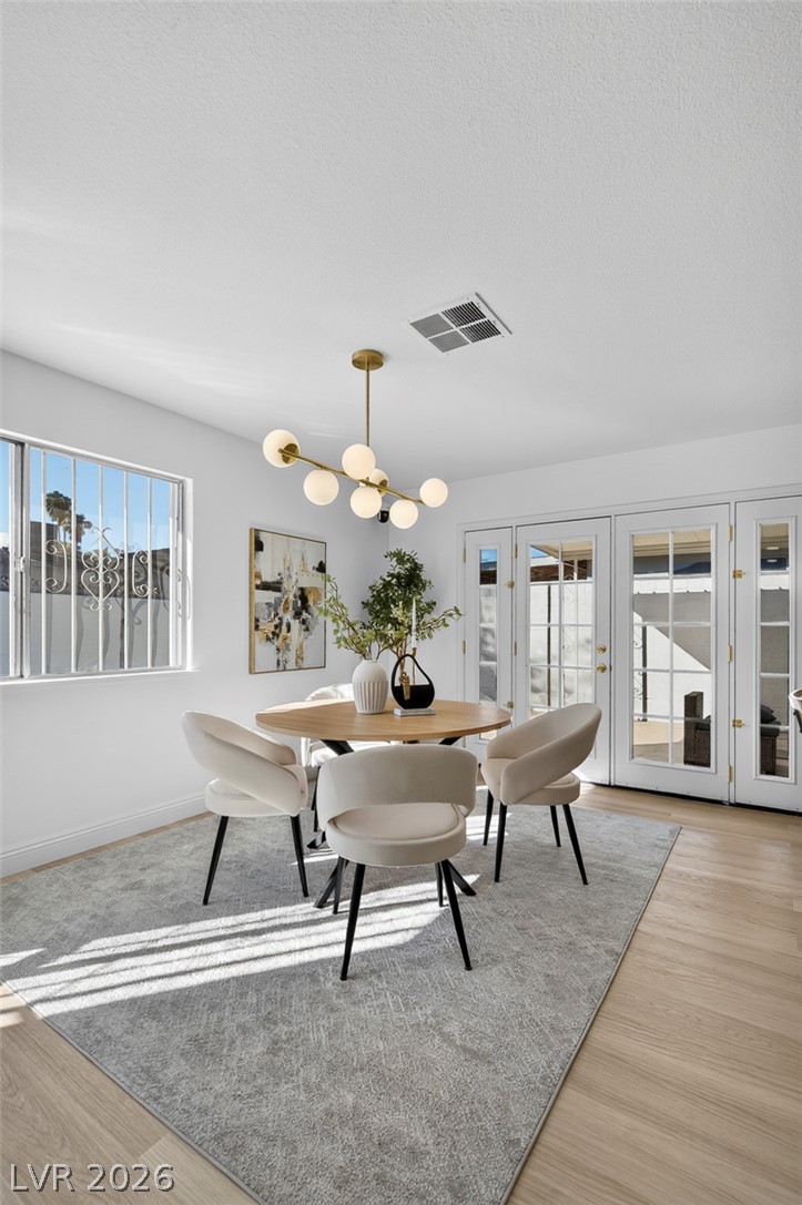 3939 Meadowglen Drive Las Vegas NV 89121