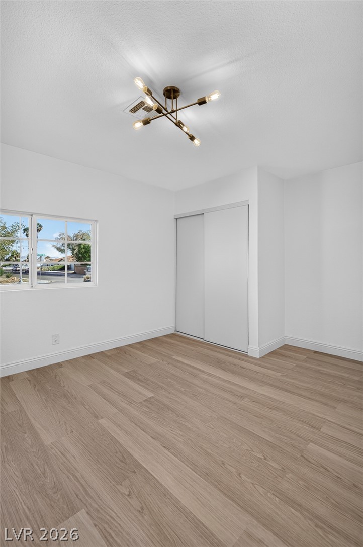 3939 Meadowglen Drive Las Vegas NV 89121