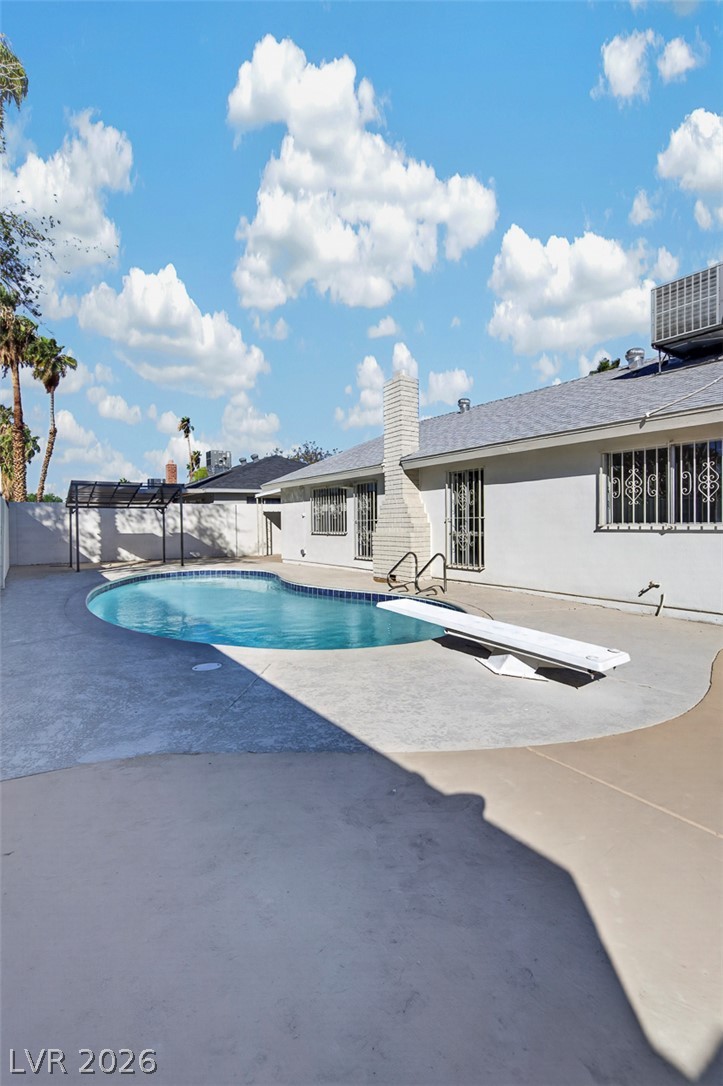 3939 Meadowglen Drive Las Vegas NV 89121