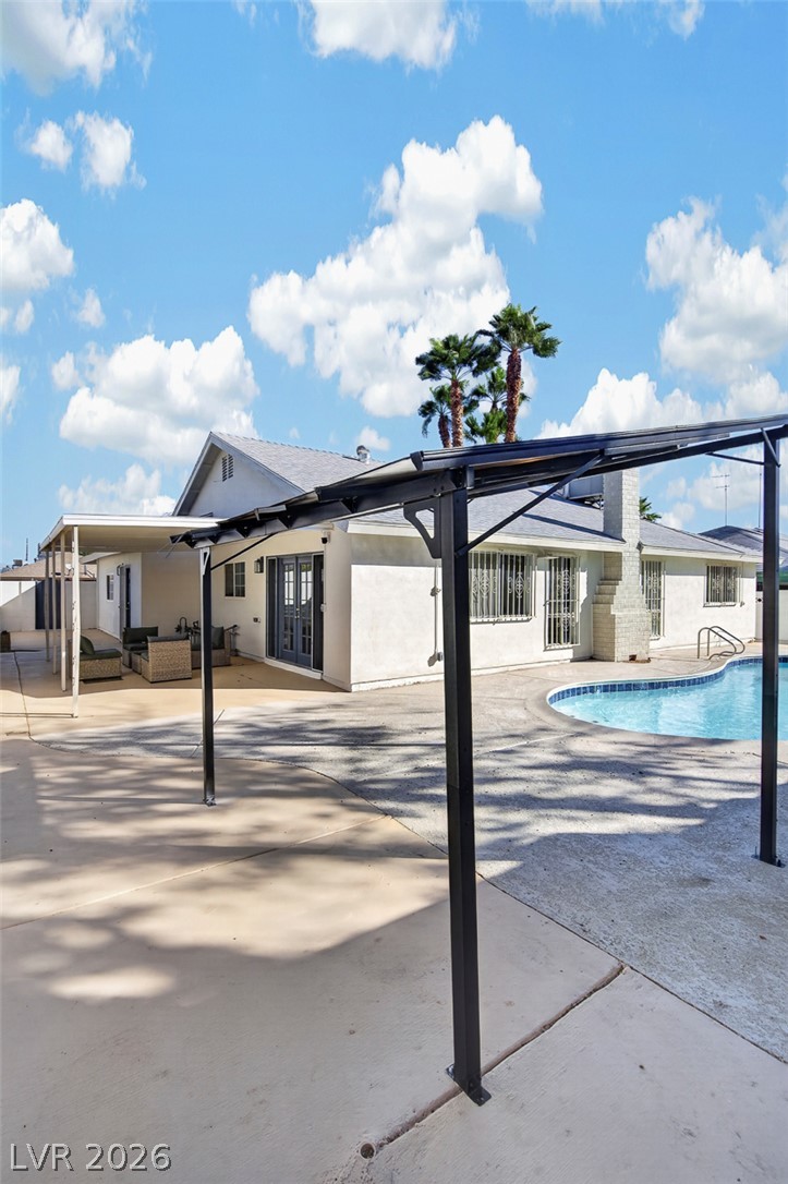 3939 Meadowglen Drive Las Vegas NV 89121