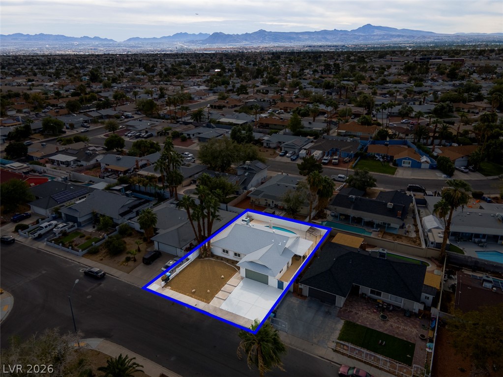 3939 Meadowglen Drive Las Vegas NV 89121