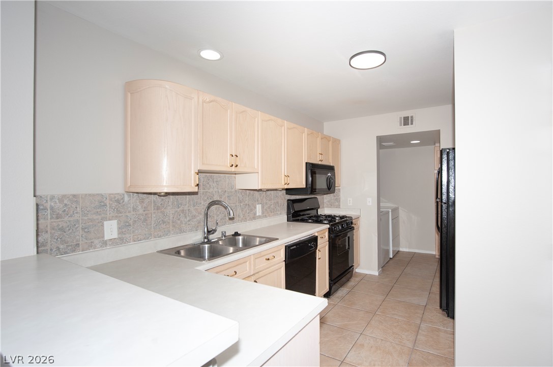 8444 Stoney Bluff Avenue Las Vegas NV 89129