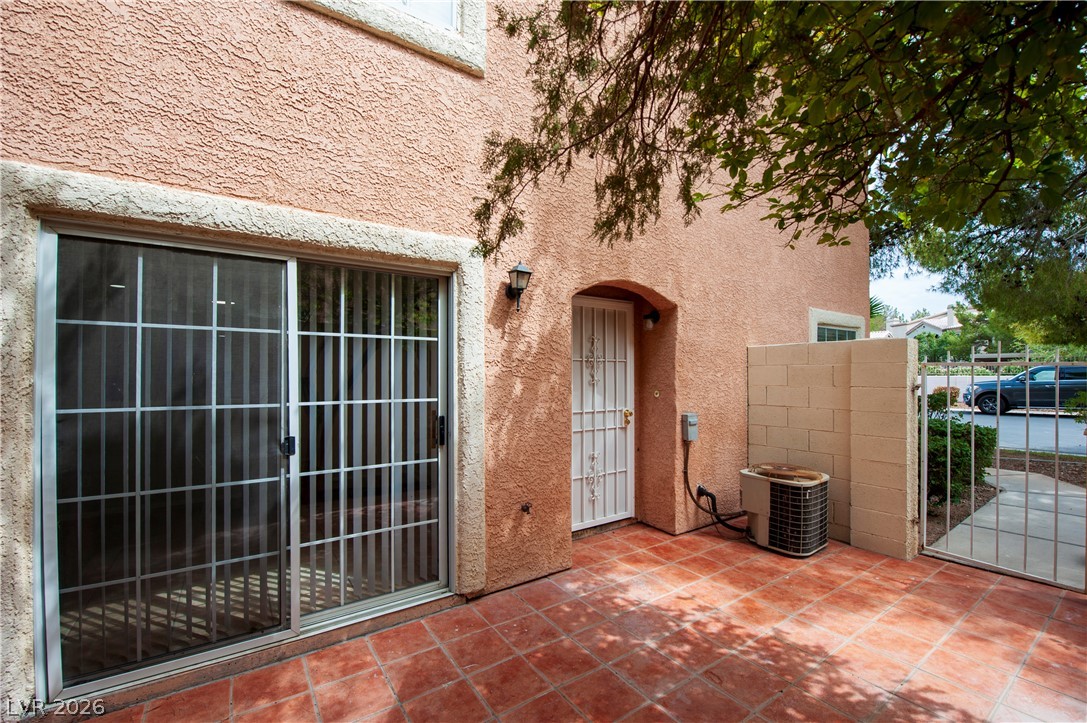 8444 Stoney Bluff Avenue Las Vegas NV 89129