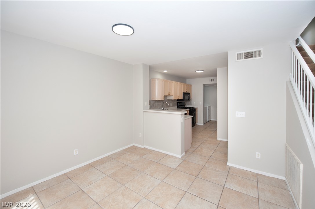 8444 Stoney Bluff Avenue Las Vegas NV 89129