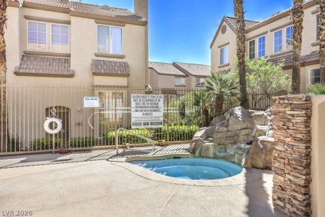 1513 Couples Street Las Vegas NV 89128