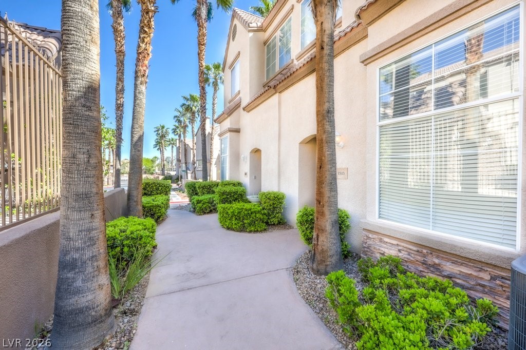 1513 Couples Street Las Vegas NV 89128