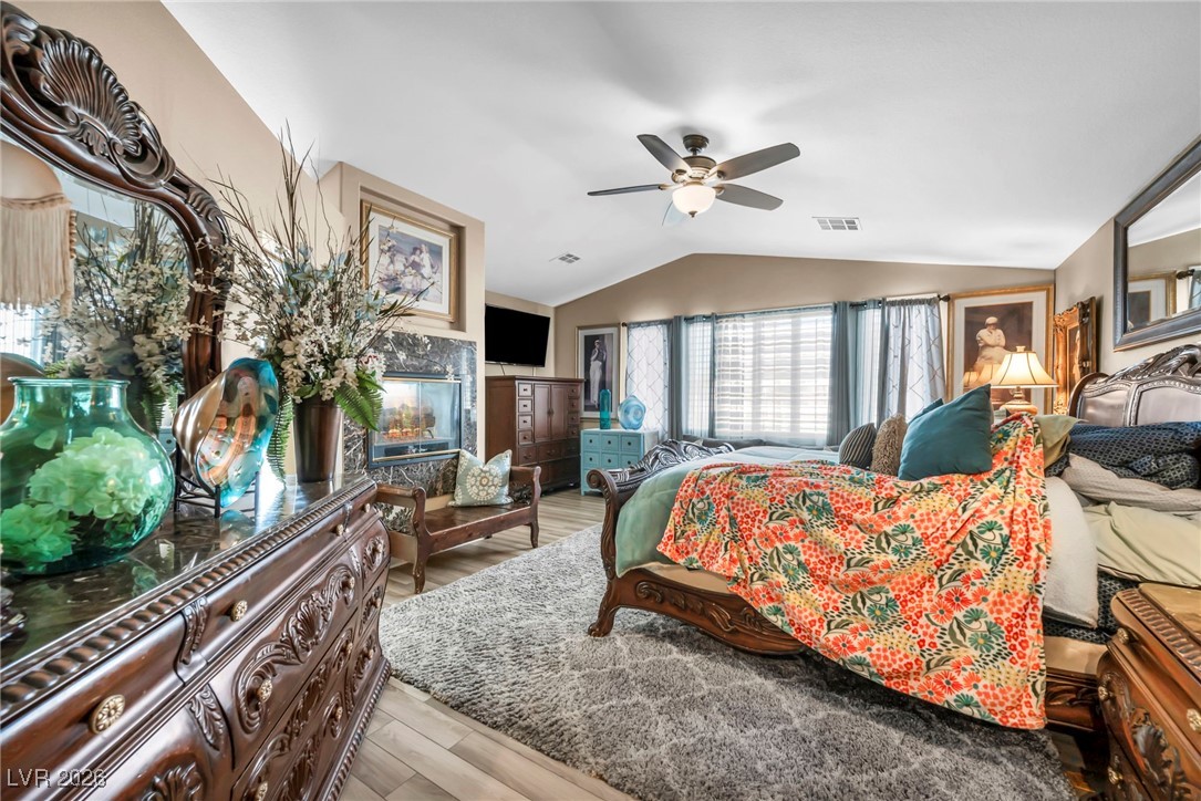 9592 Gainey Ranch Avenue Las Vegas NV 89147