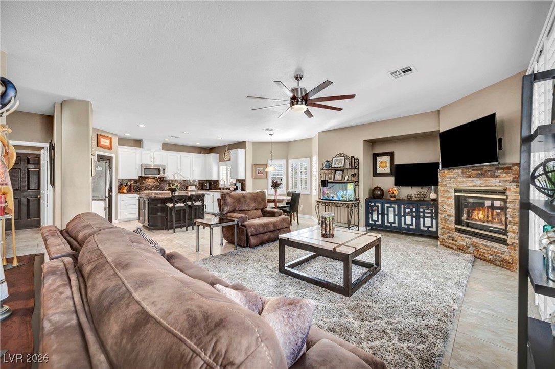 9592 Gainey Ranch Avenue Las Vegas NV 89147