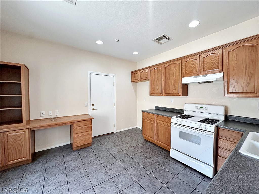 7805 Marbledoe Street Las Vegas NV 89149