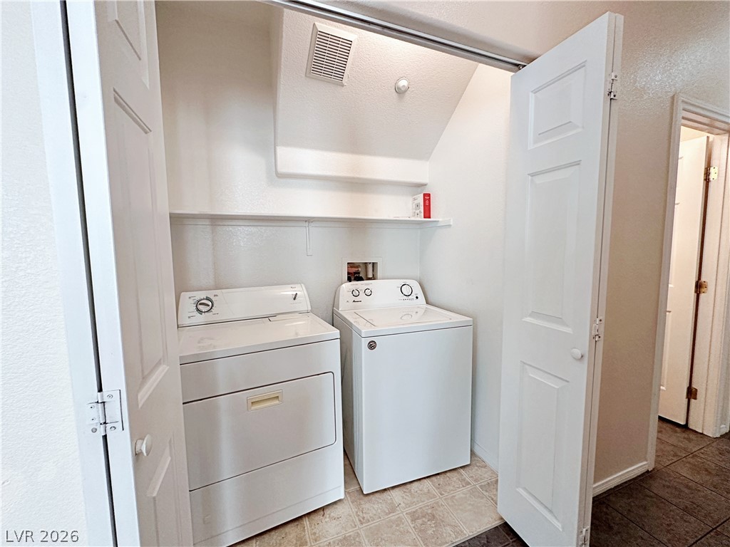 7805 Marbledoe Street Las Vegas NV 89149
