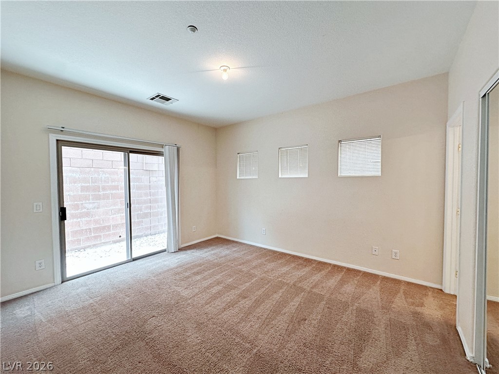 7805 Marbledoe Street Las Vegas NV 89149