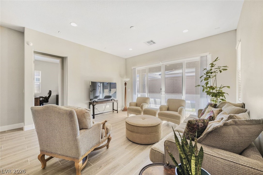3877 West Haleh Avenue Las Vegas NV 89141